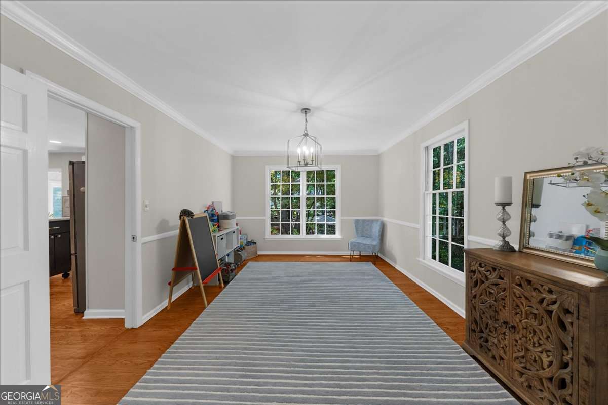 245 W Spalding Drive