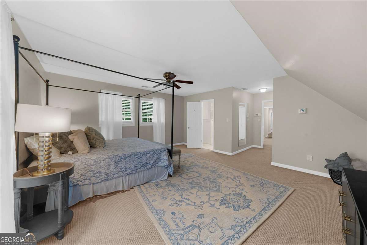 245 W Spalding Drive