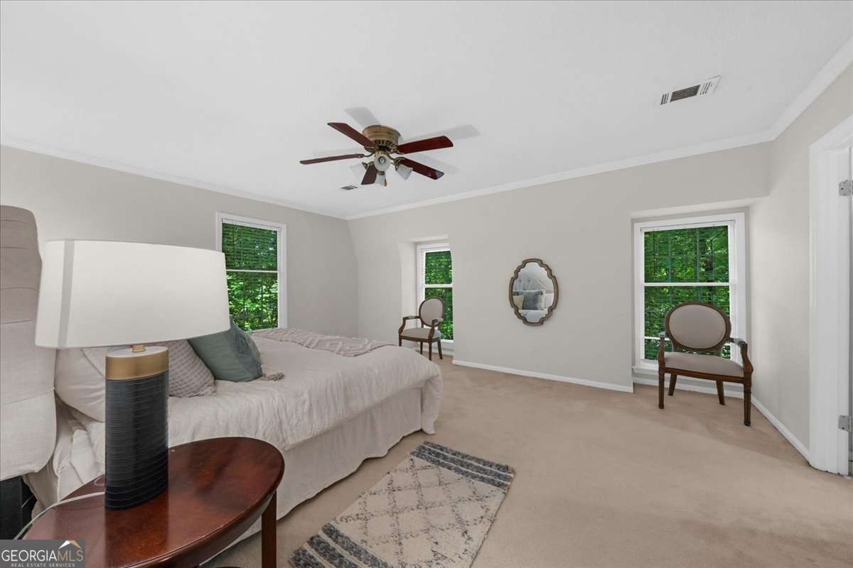 245 W Spalding Drive