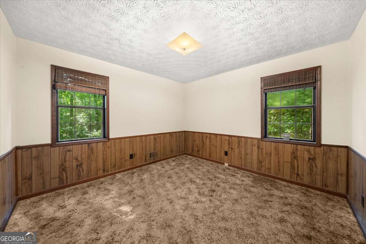 6800 Thunder Trail