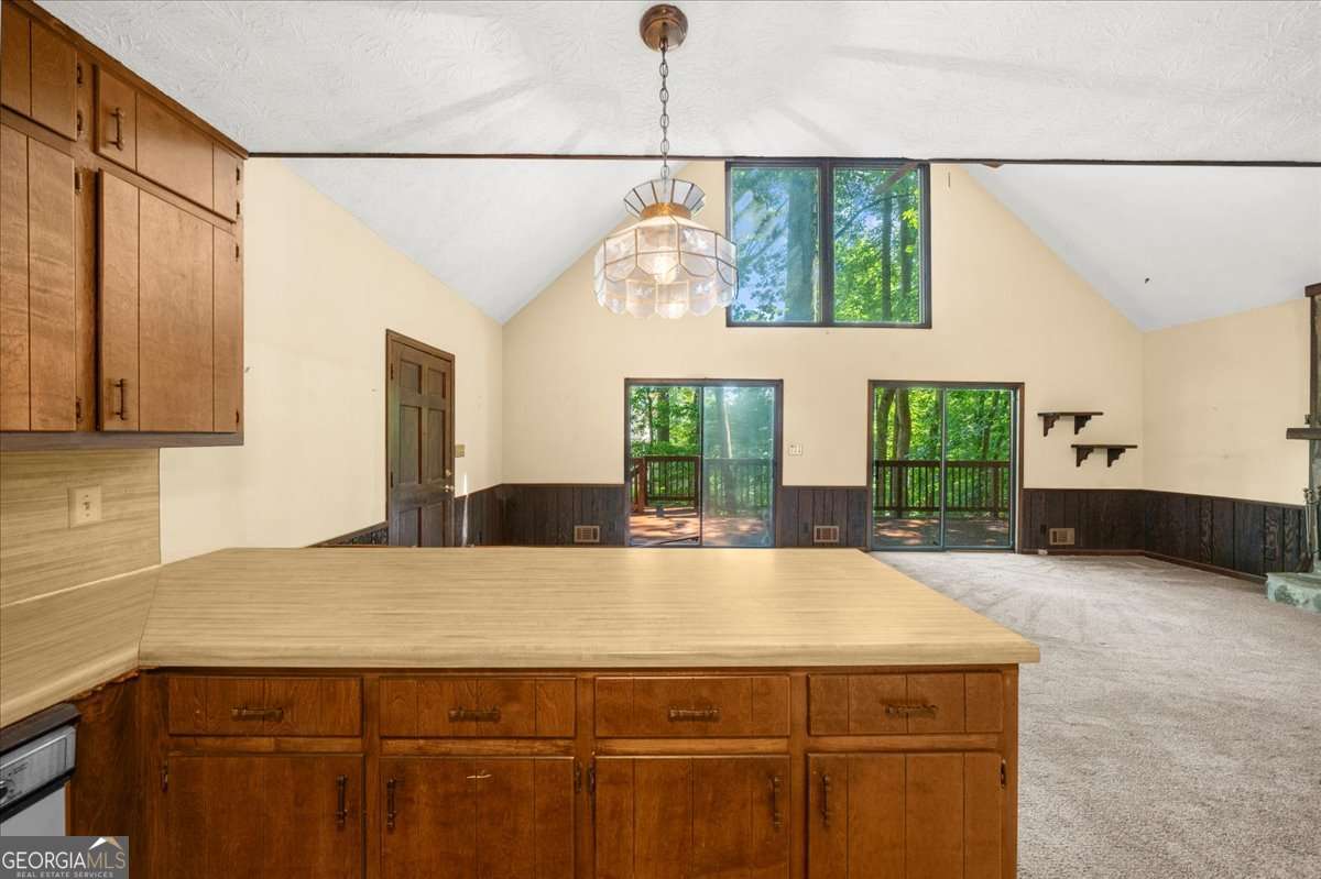 6800 Thunder Trail