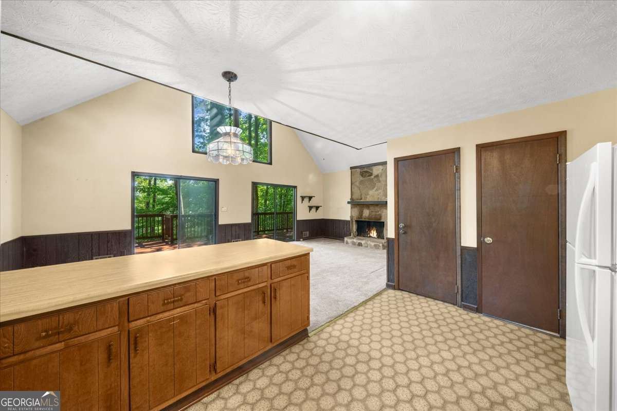 6800 Thunder Trail