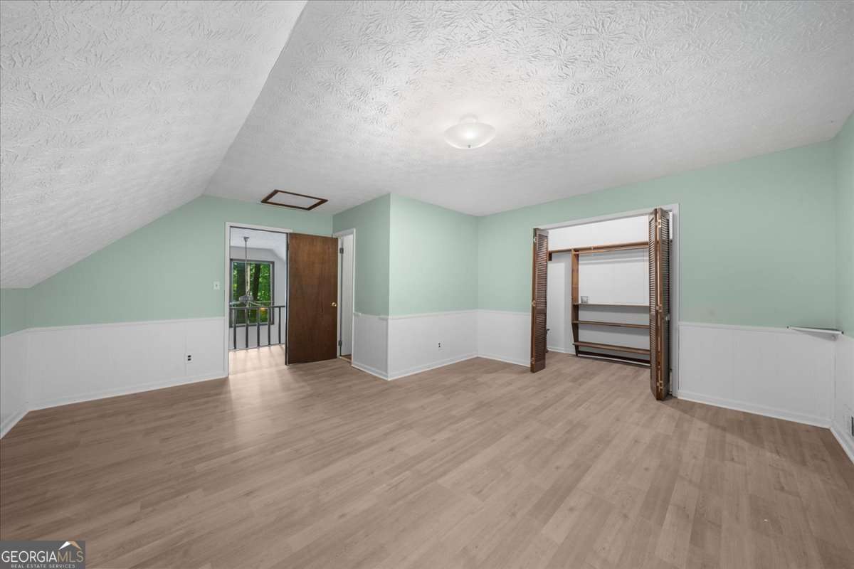 6800 Thunder Trail