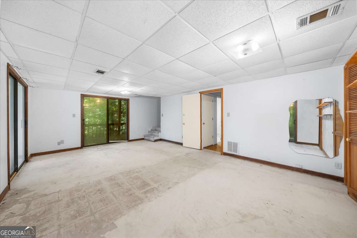 6800 Thunder Trail