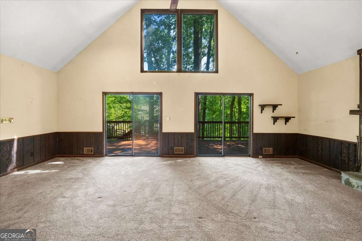 6800 Thunder Trail