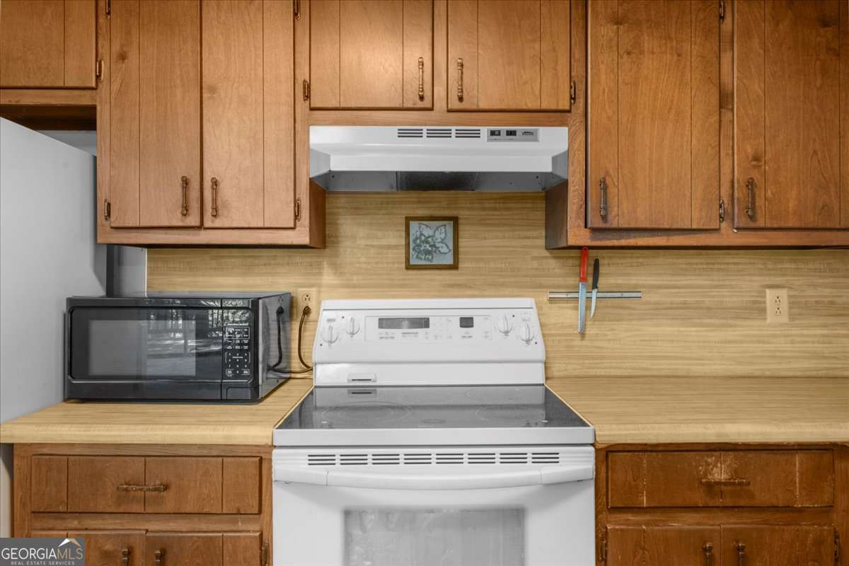 6800 Thunder Trail