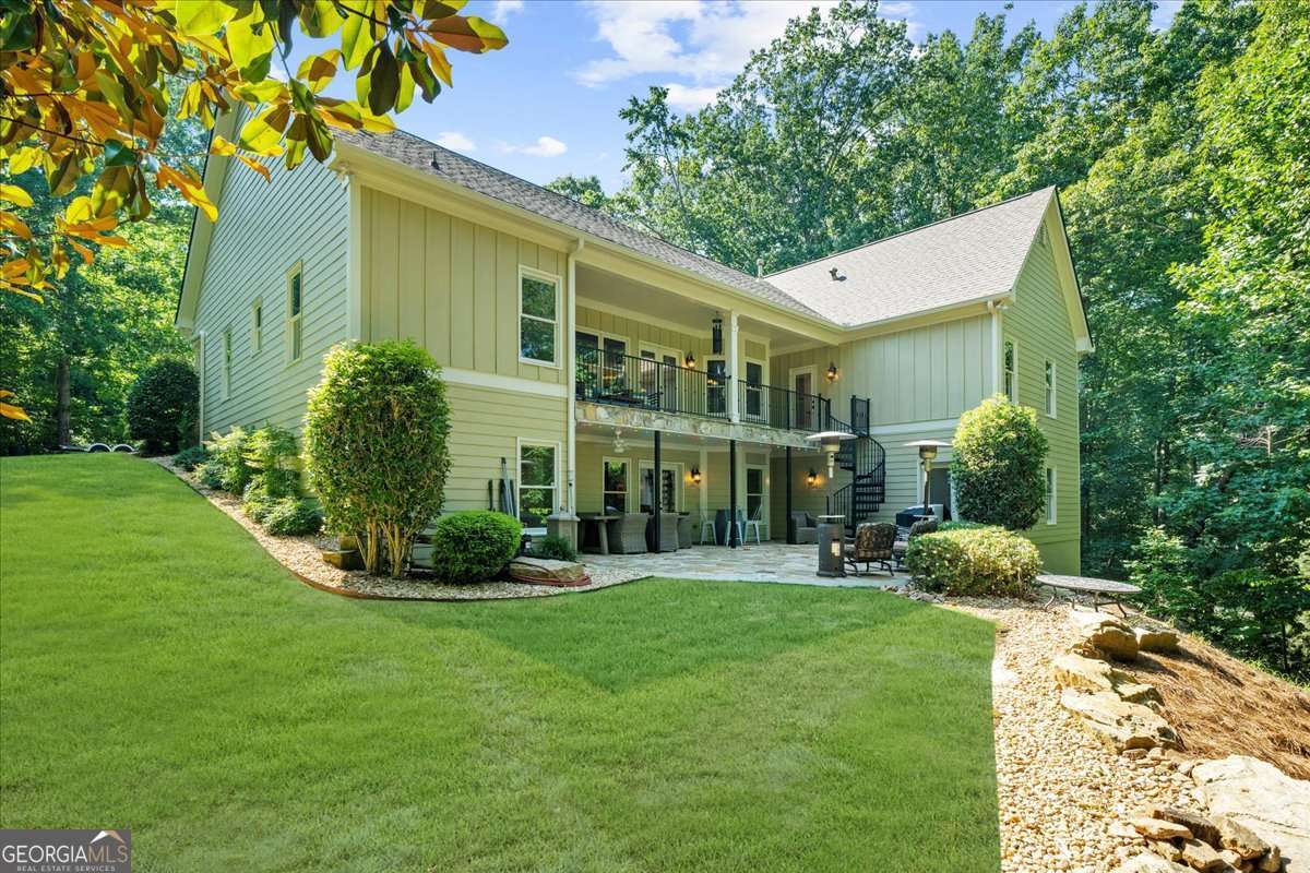 5850 Lake Harbor Trail