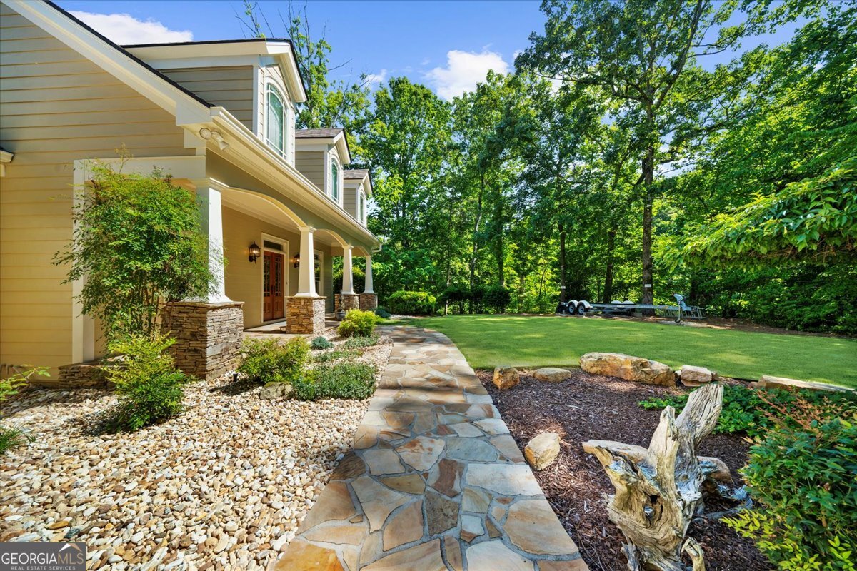 5850 Lake Harbor Trail