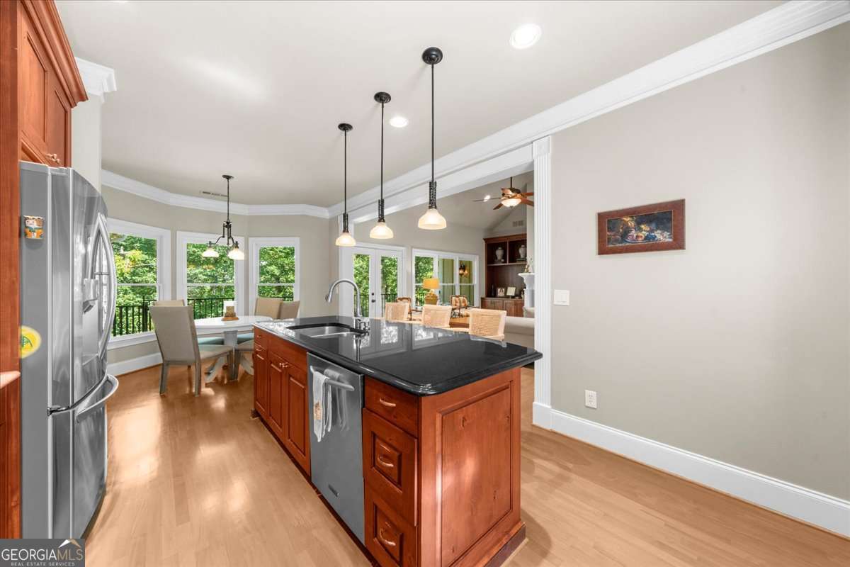 5850 Lake Harbor Trail
