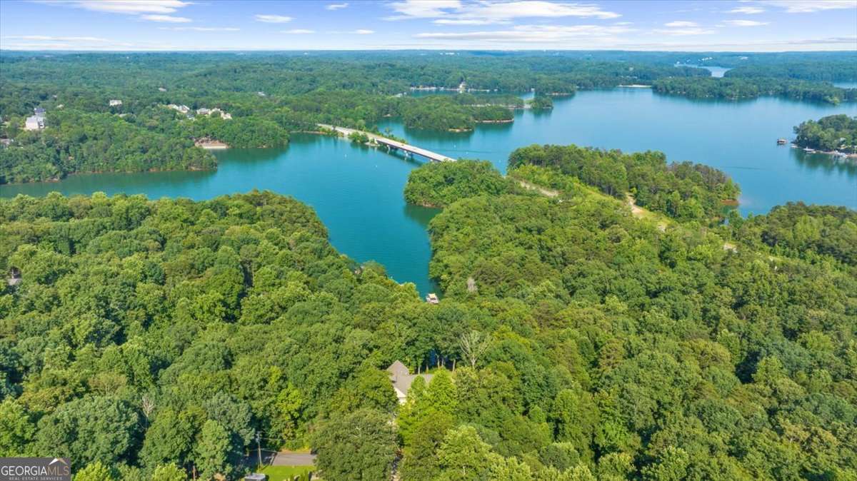 5850 Lake Harbor Trail