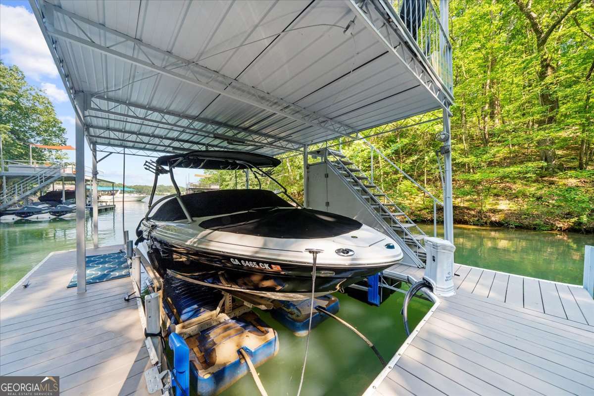 5850 Lake Harbor Trail