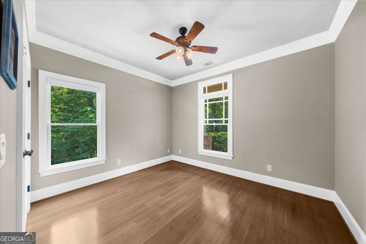 5850 Lake Harbor Trail