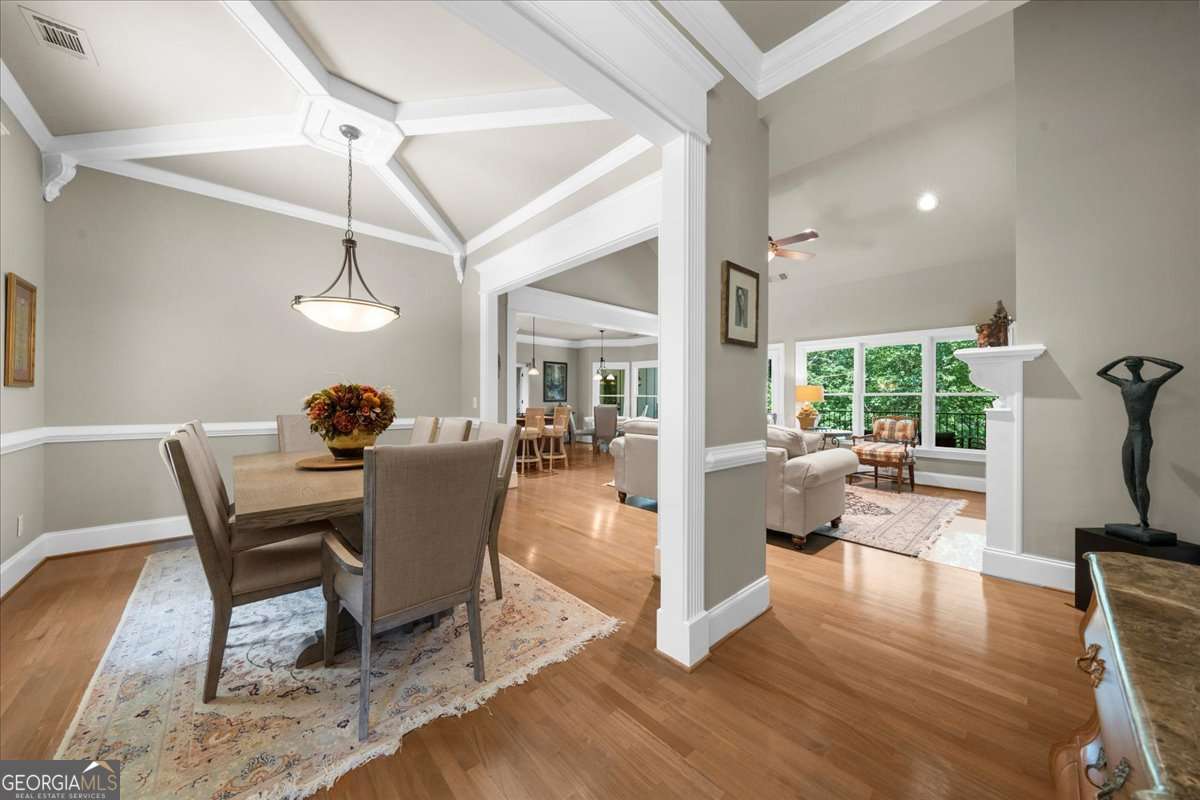 5850 Lake Harbor Trail