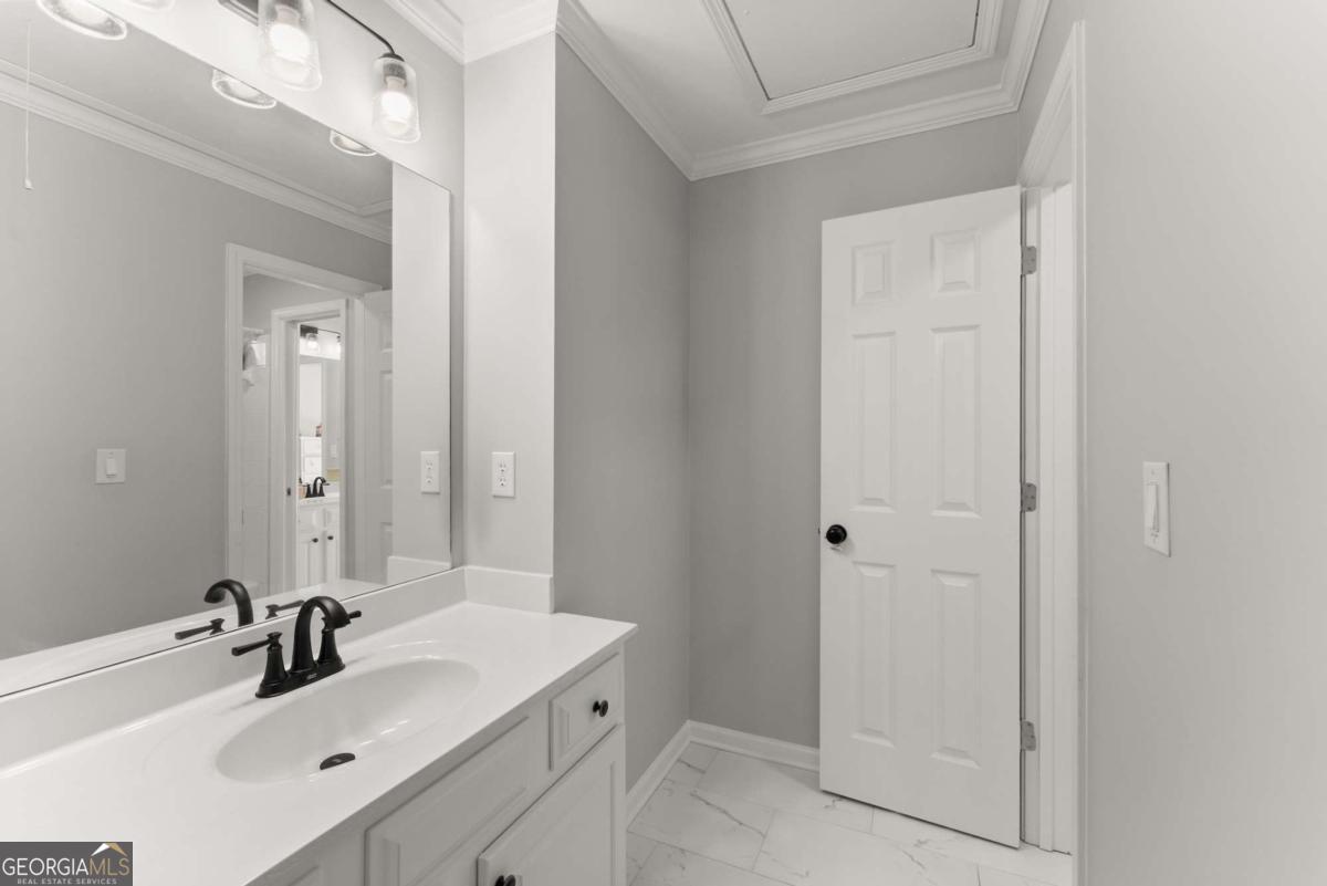 3498 Westhampton Way