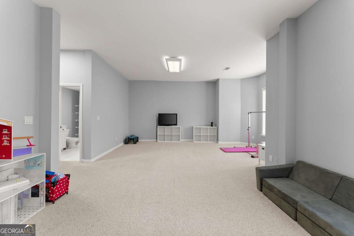 3498 Westhampton Way