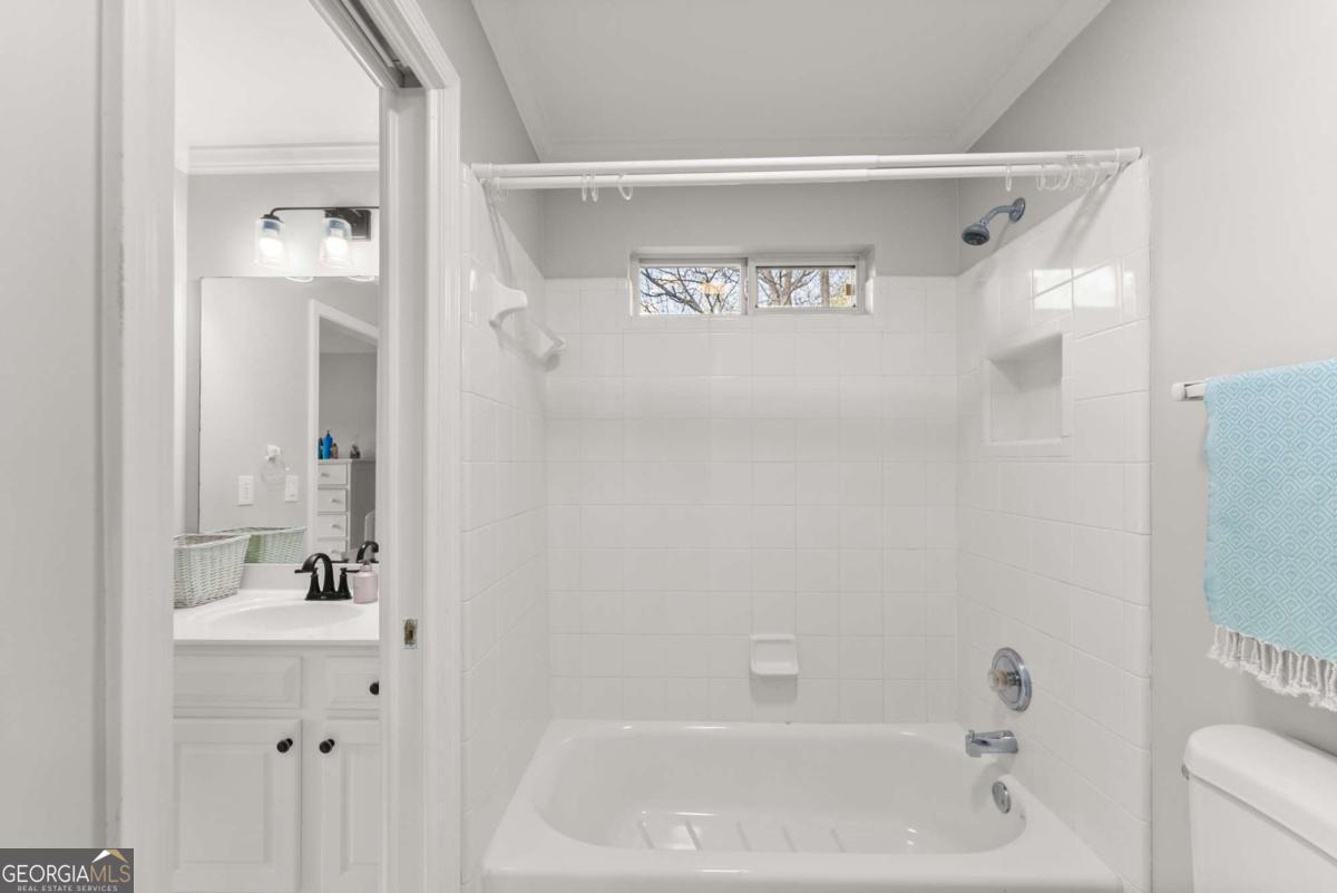 3498 Westhampton Way