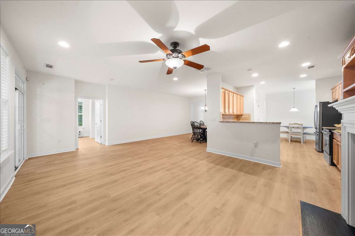 3143 White Magnolia Chase SW, Gainesville