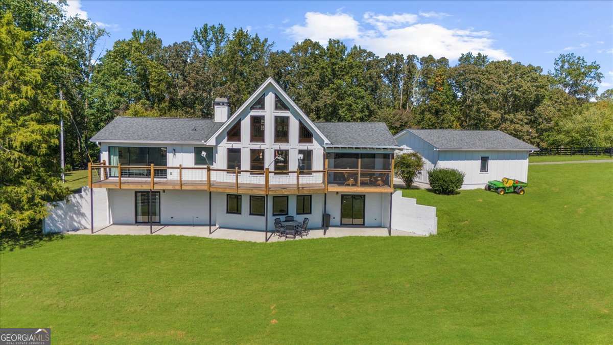 518 Overlook Dr 7.93 acres