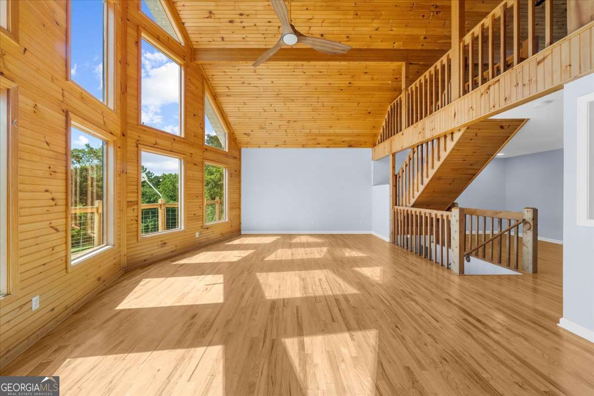 518 Overlook Dr 7.93 acres