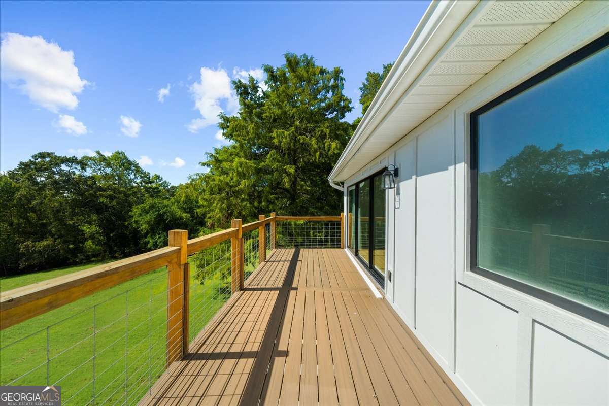 518 Overlook Dr 7.93 acres