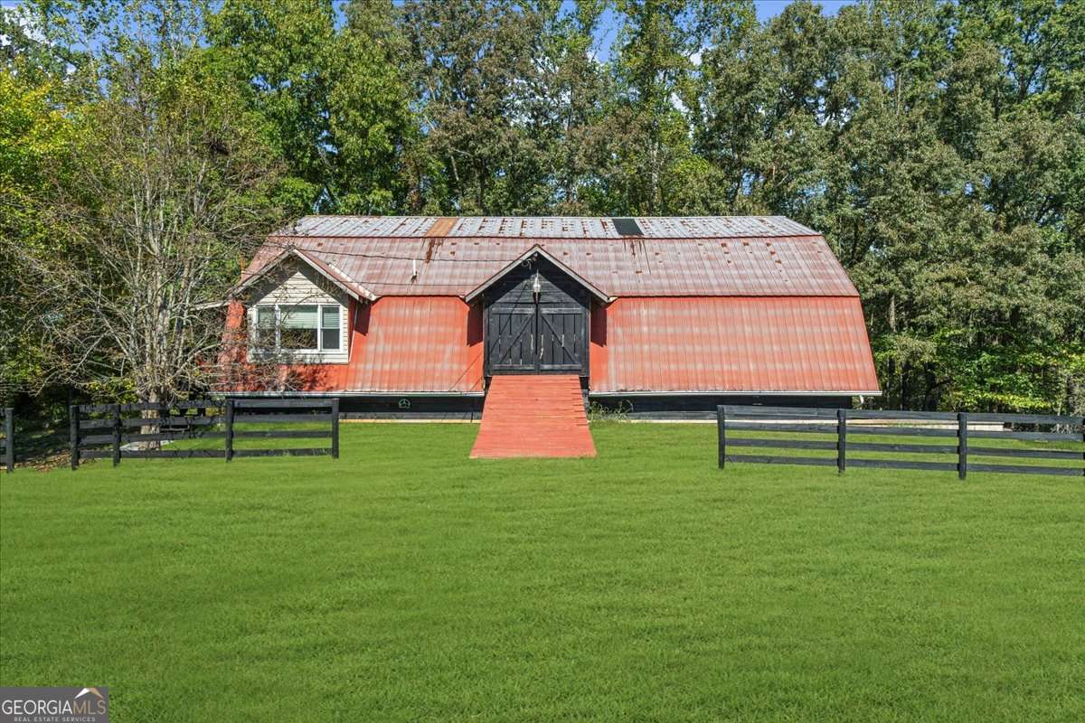 518 Overlook Dr 7.93 acres