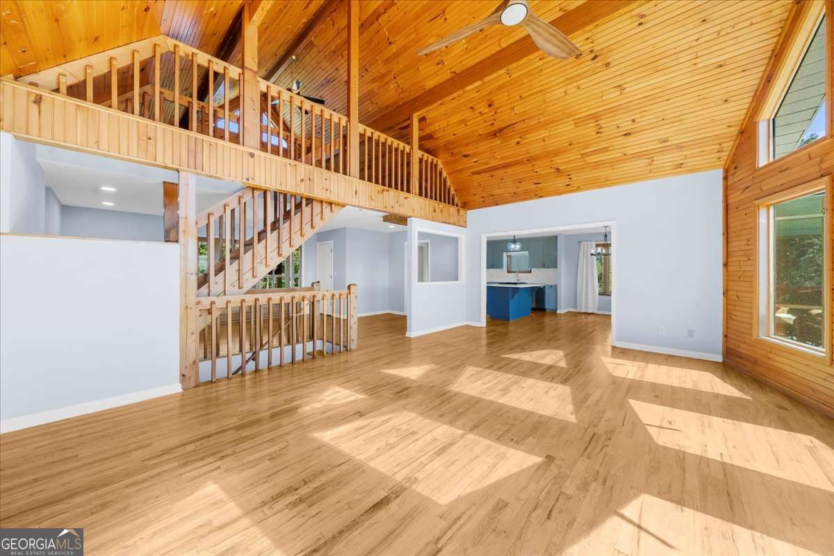 518 Overlook Dr 7.93 acres