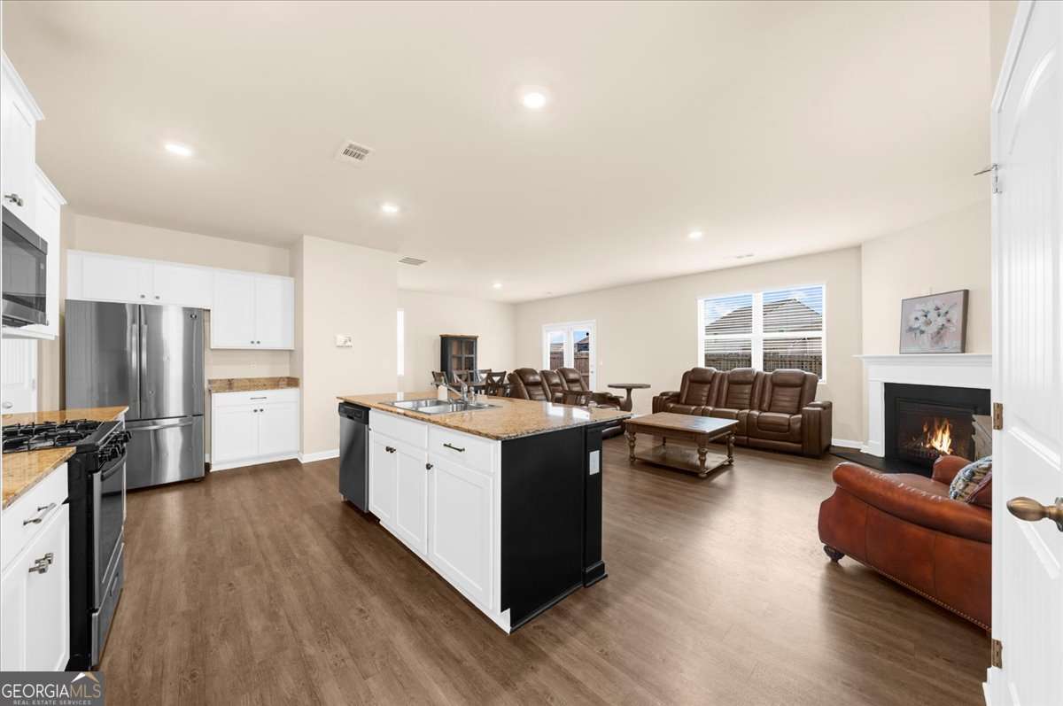 5206 Wild Berry Court