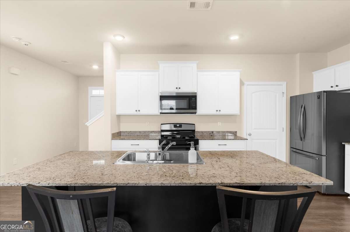 5206 Wild Berry Court