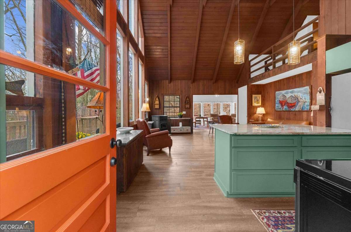 5410 Honeysuckle Trail