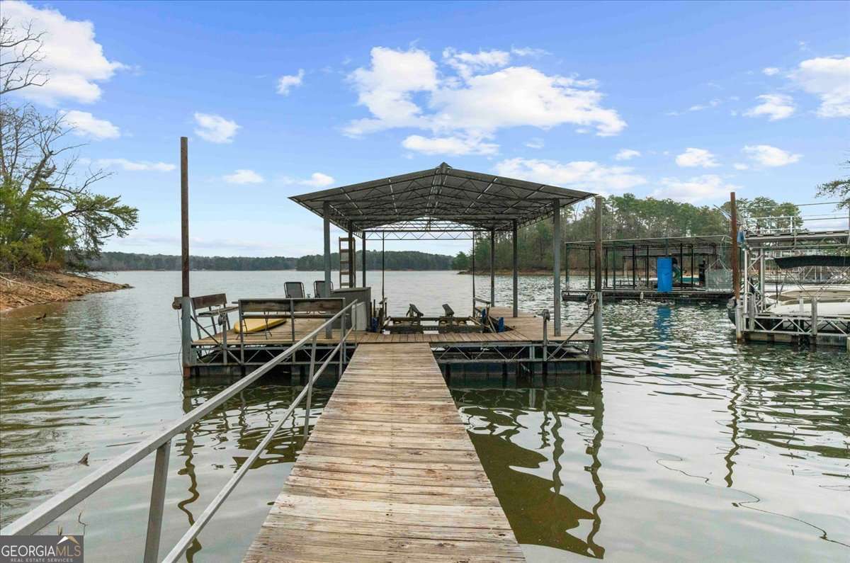 5410 Honeysuckle Trail