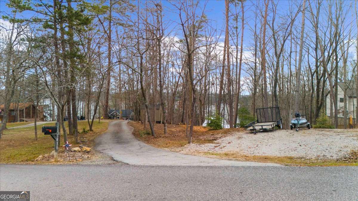 5410 Honeysuckle Trail