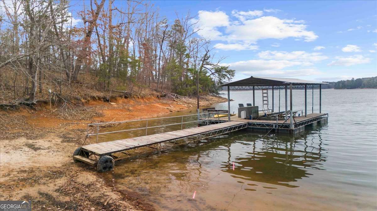 5410 Honeysuckle Trail