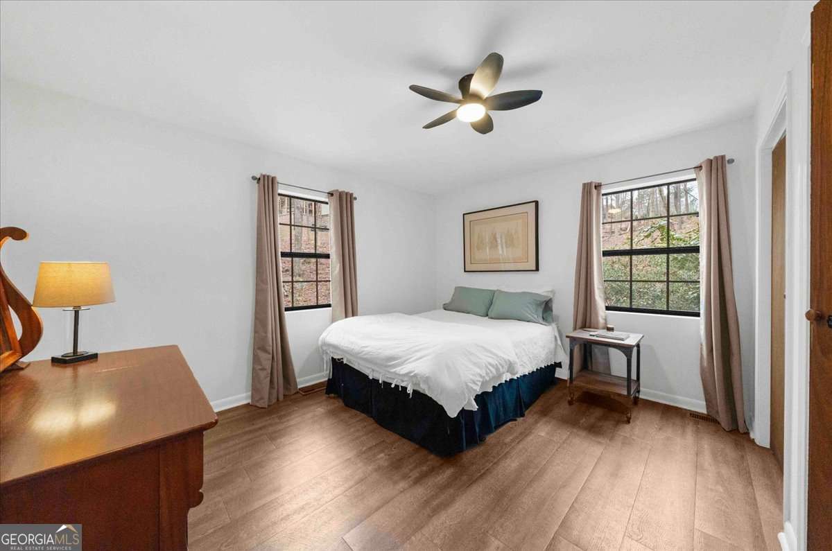 5410 Honeysuckle Trail