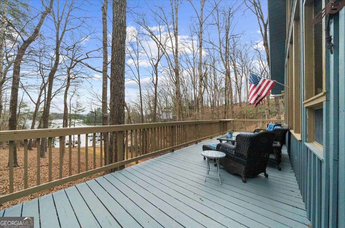 5410 Honeysuckle Trail