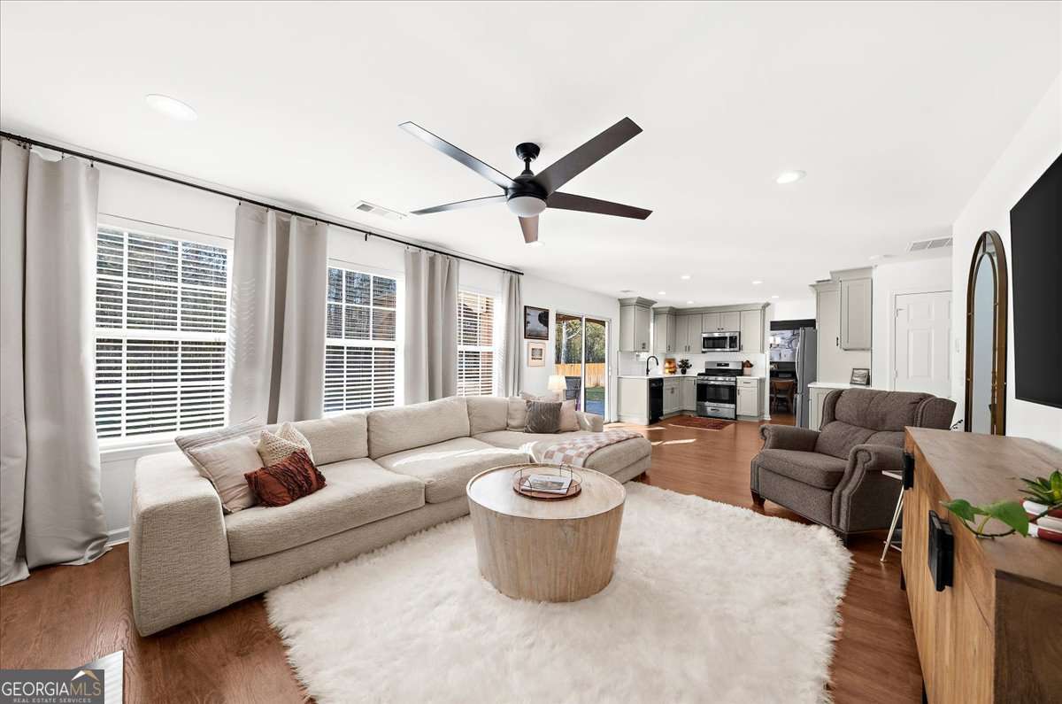 3375 Bridgeshaw Drive