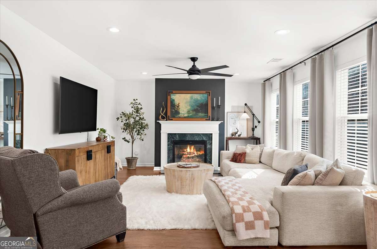 3375 Bridgeshaw Drive