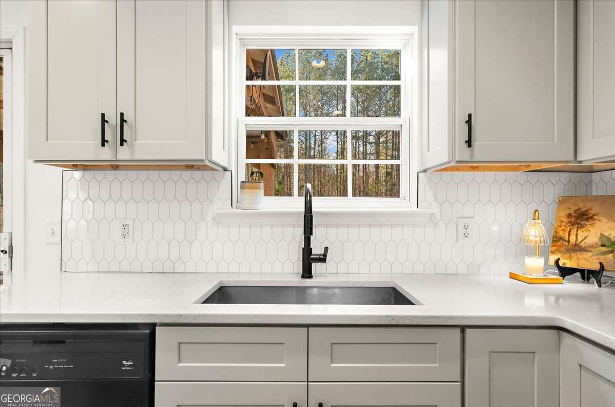 3375 Bridgeshaw Drive