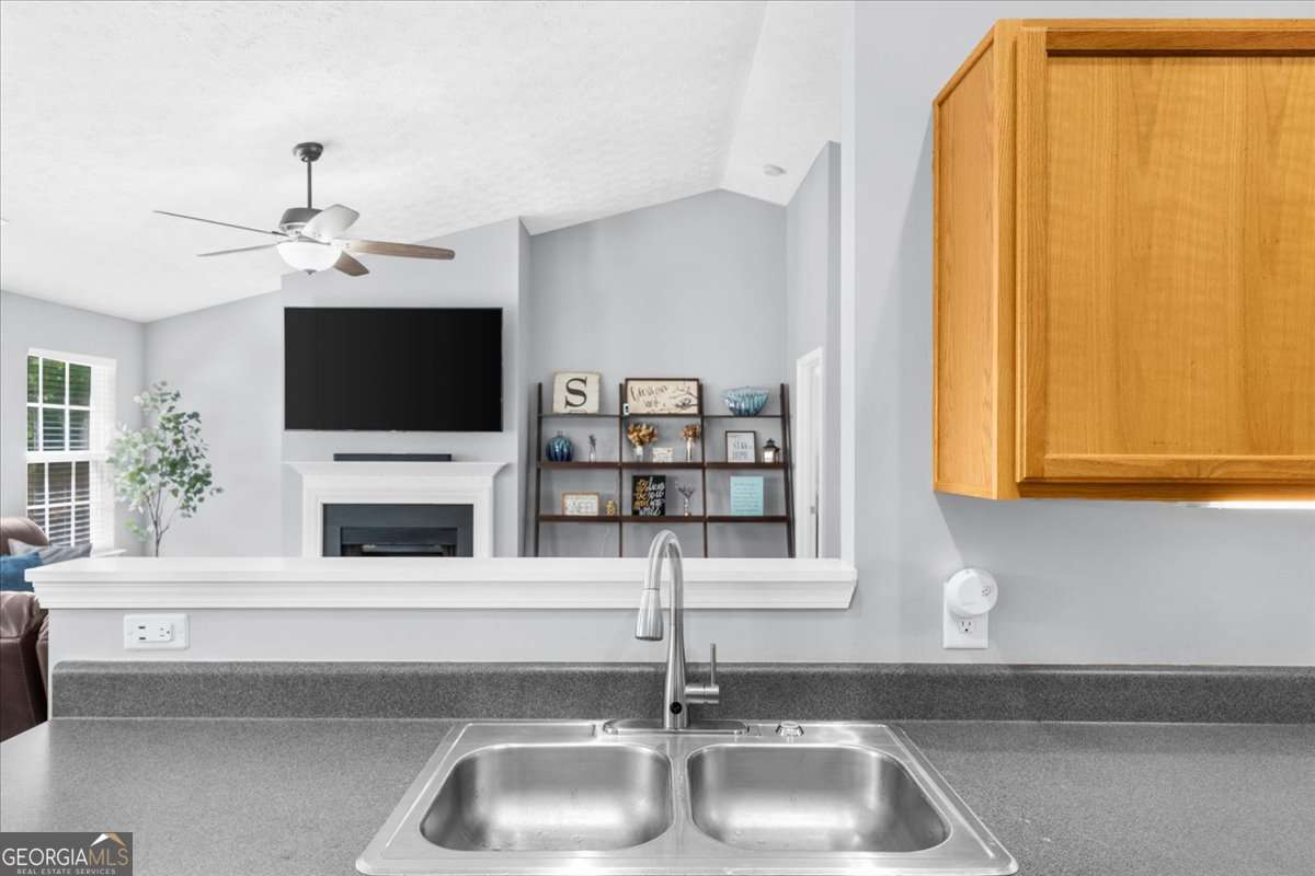 3255 Bridgeshaw Drive