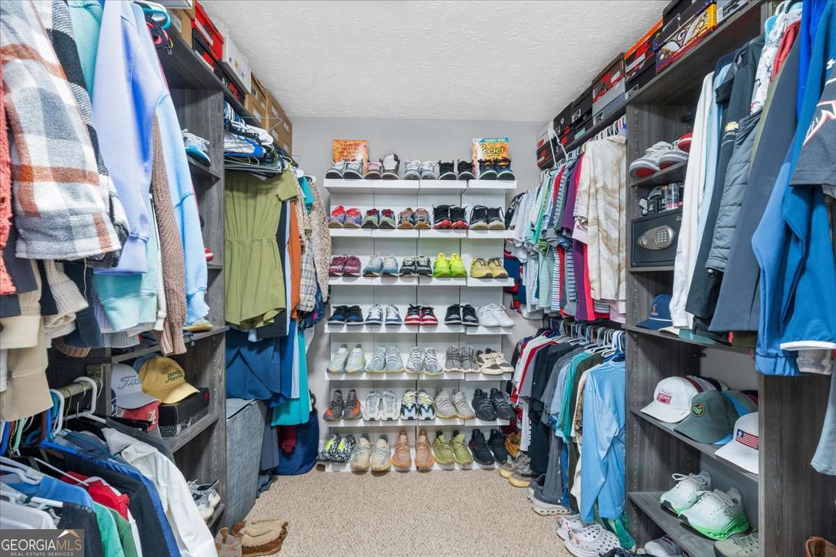 3255 Bridgeshaw Drive