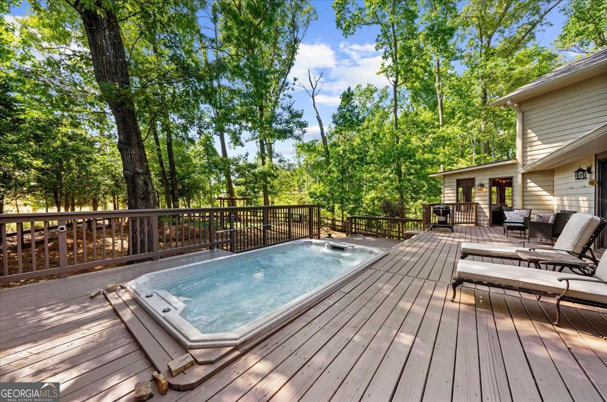 5573 Hidden Harbor Landing