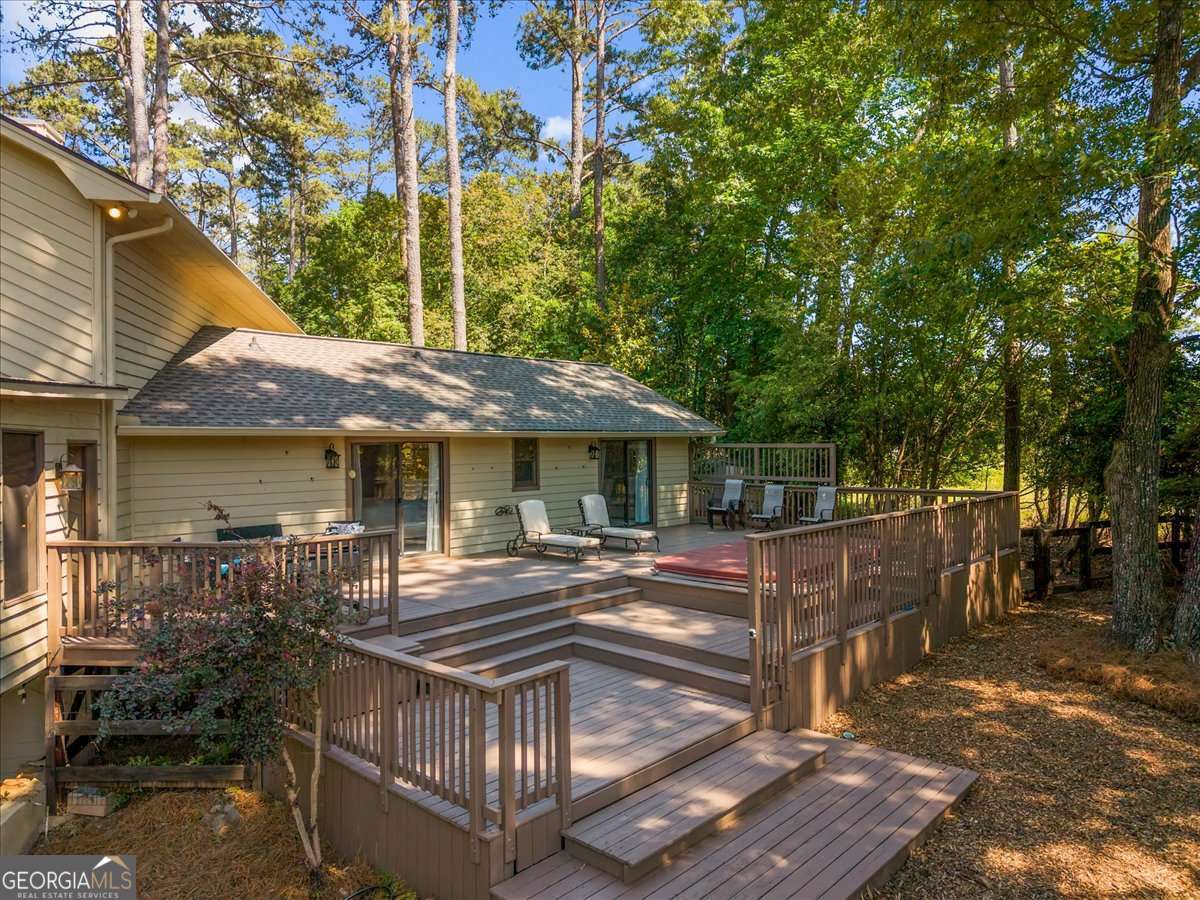 5573 Hidden Harbor Landing