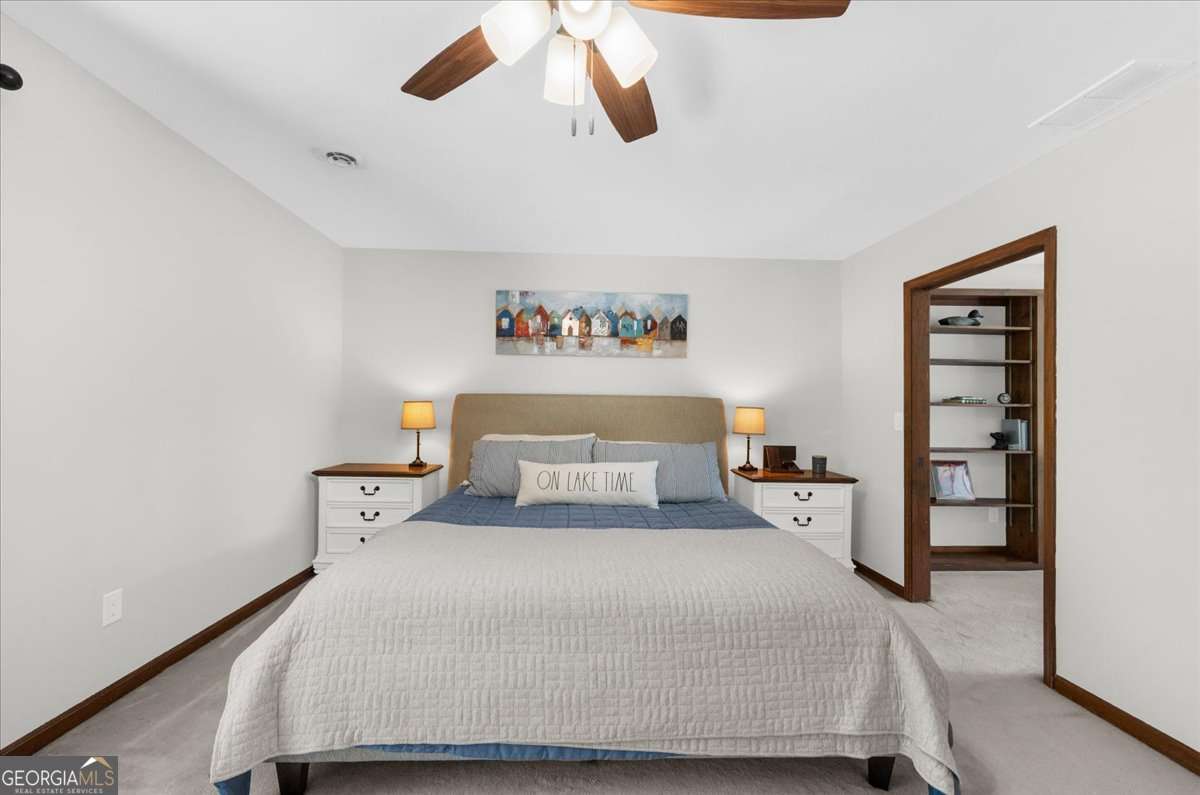 5573 Hidden Harbor Landing