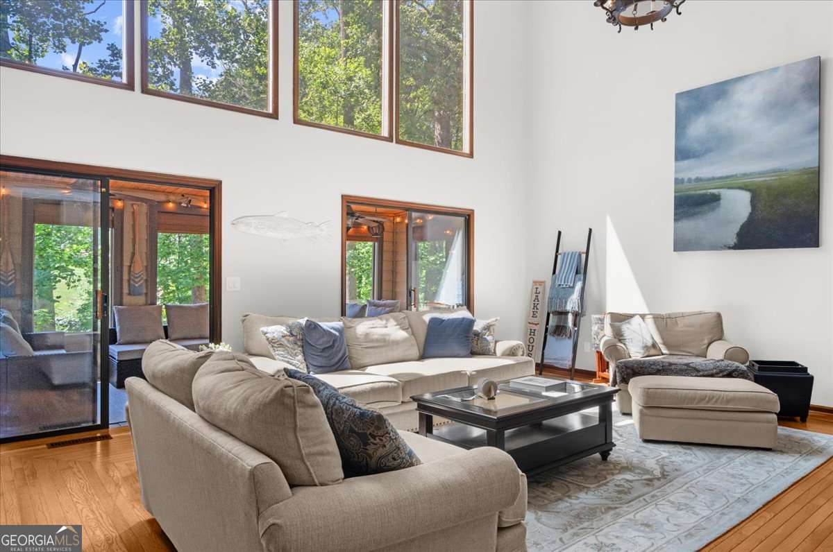 5573 Hidden Harbor Landing