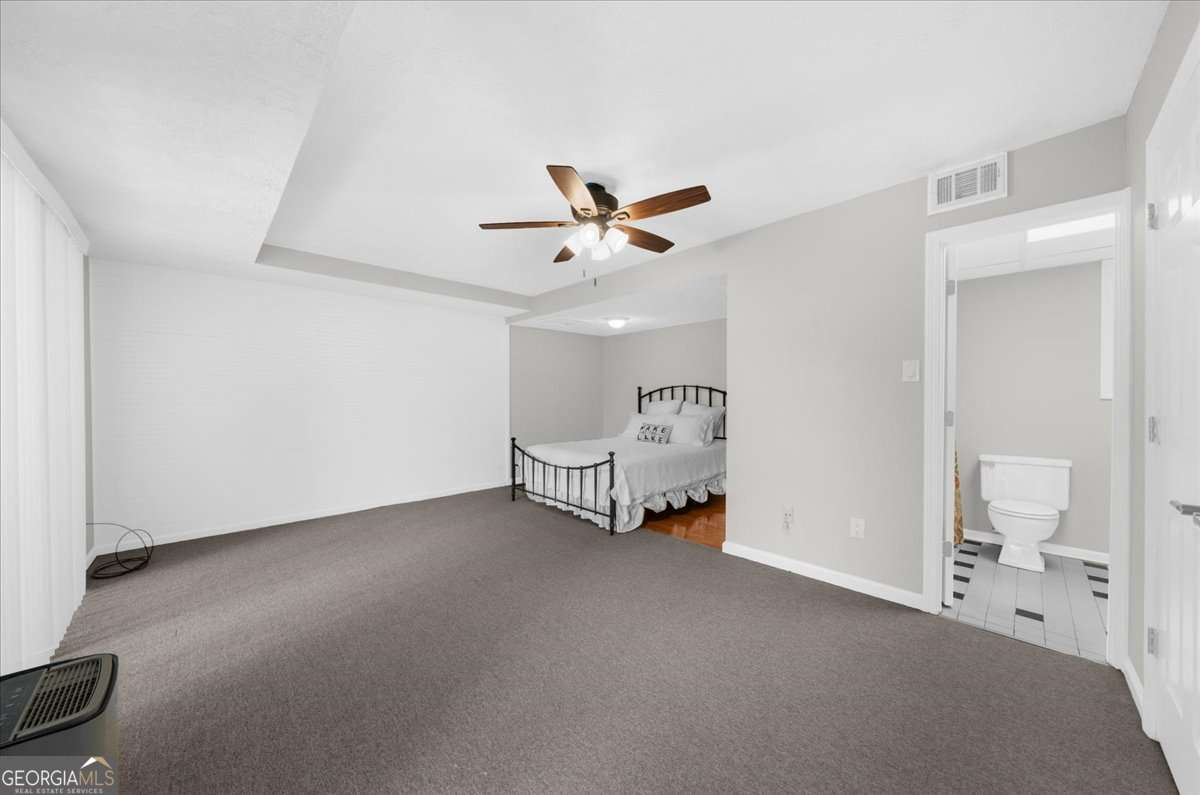 5573 Hidden Harbor Landing