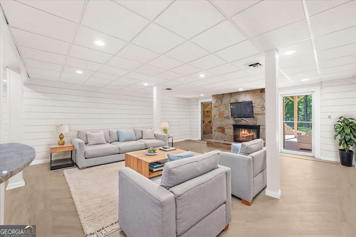 5535 Hidden Harbor Drive