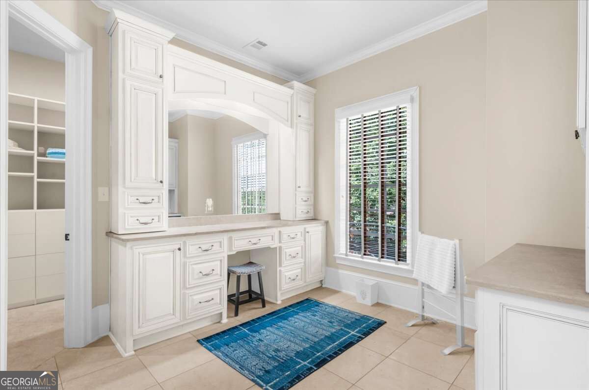 6205 Random Winds Bluff