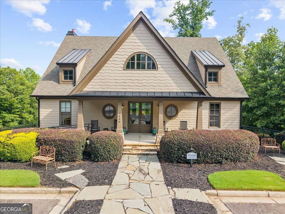 7560 Crestline Drive