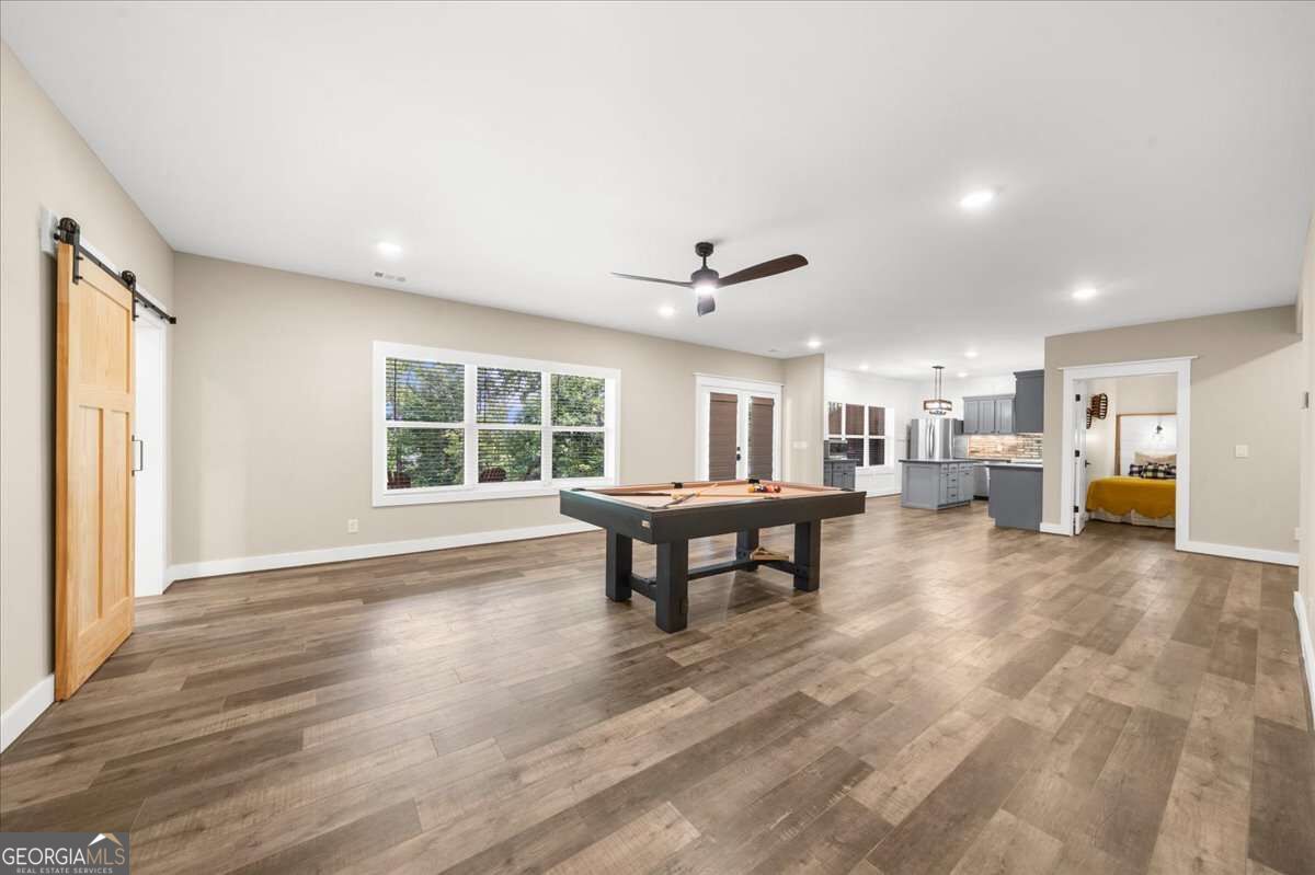 7560 Crestline Drive