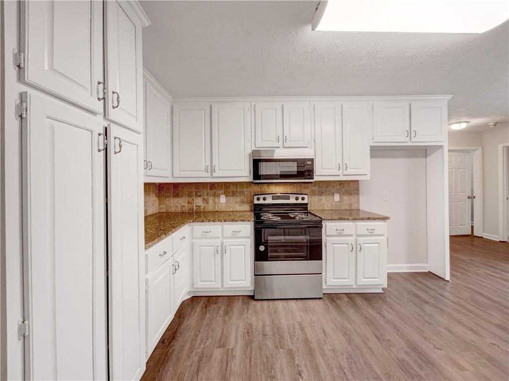 3619 Creekstone Drive