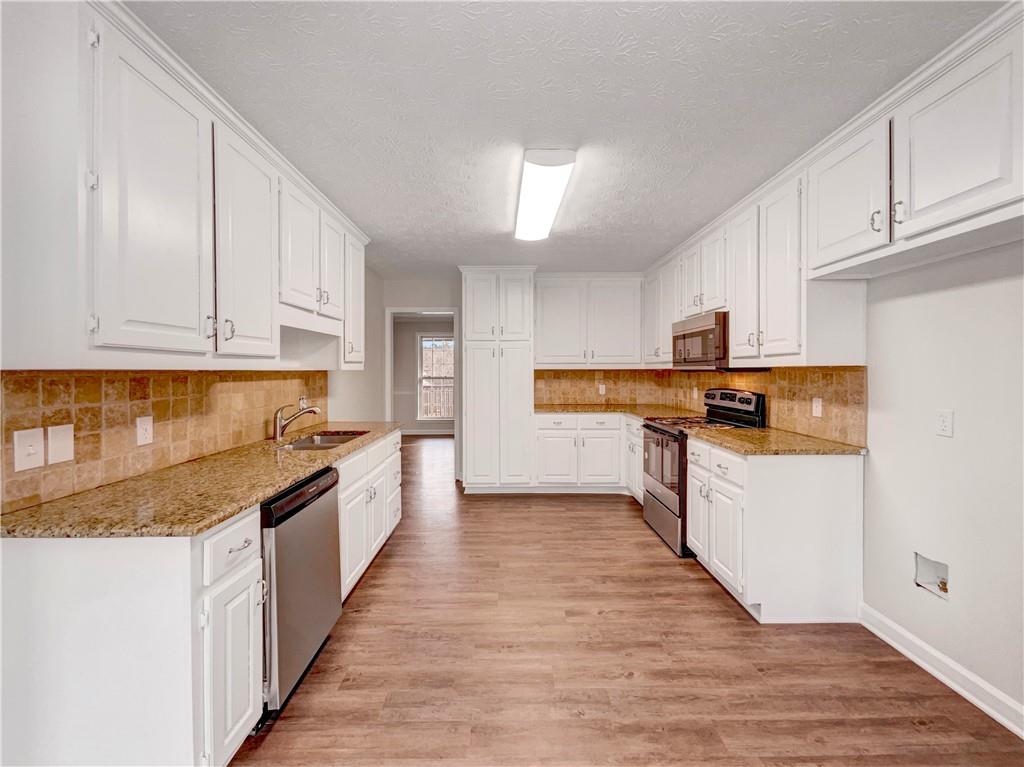 3619 Creekstone Drive